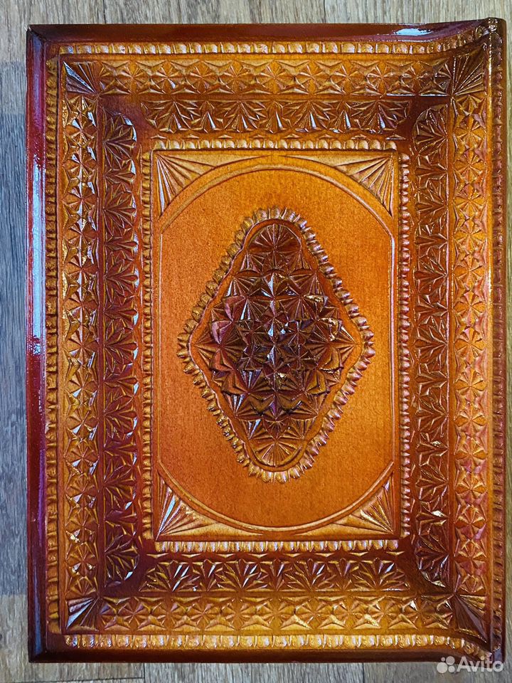 Шкатулка резная деревянная 40*30
