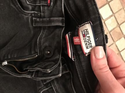 Джинсы Tommy Hilfiger