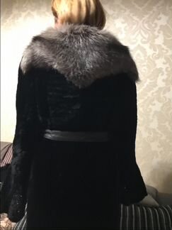 Шуба натуральная,стриженный мутон,с чернобуркой