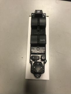 Блок кнопки стеклоподьемник Mazda 2 DE 08-16