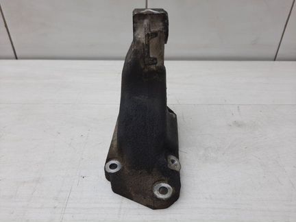 Кронштейн двигателя левый Mercedes Ml320 W163