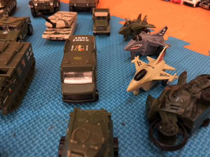 Детские военные игрушки