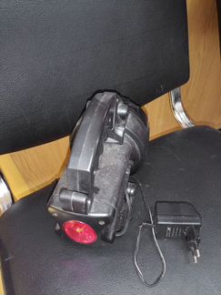 Фонарь аккумуляторный