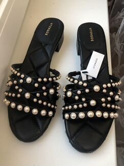 Новые босоножки - мюли Uterque