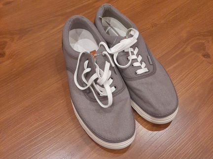 Кроссовки crocs