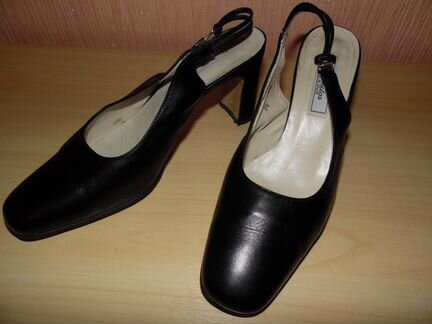 Босоножки натуральная кожа Б/У