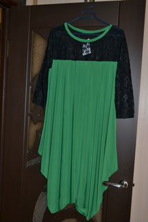 Новое зеленое платье Бриз р.52