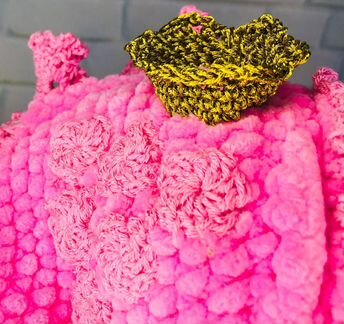 Золотая рыбка вязаная