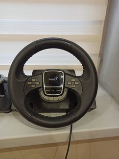 Игровой руль с педалями для пк