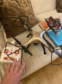 Квадрокоптер с камерой