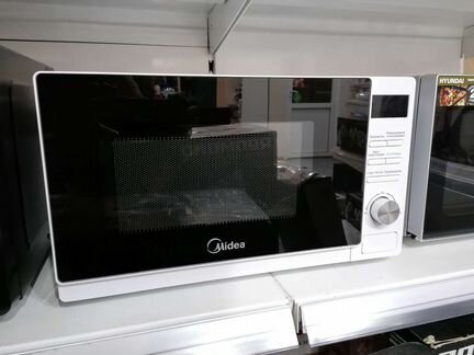 Микроволновая печь Midea AM720C4E-W