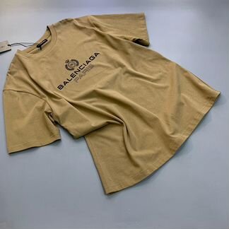 Футболка Balenciaga