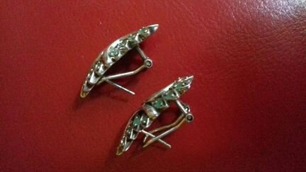 Серьги с изумрудами