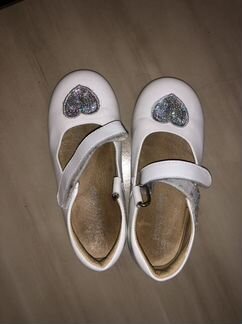 Туфли для девочки 25 размер