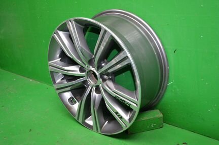 Диск Hyundai Genesis R17 13 г