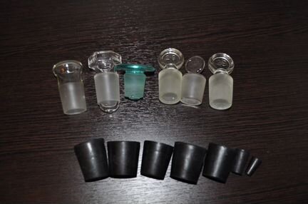 Колбы, пробки, эксикатор