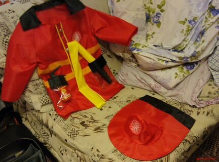 Костюмы гнома, индейца, пожарного на прокат