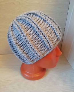 Шапка вязаная