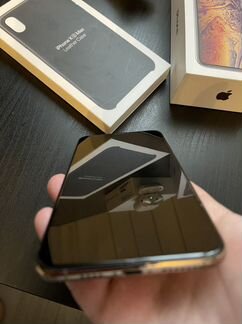 Телефон iPhone XS Max 64gb Gold