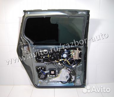 Дверь задняя левая Toyota Sienna 2003-2009