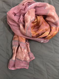 Платок с восточным узором