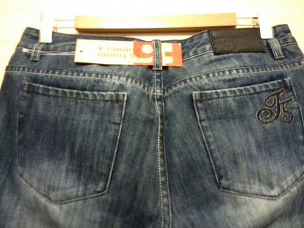 Джинсы 