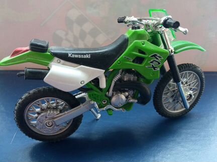 Модель мотоцикла Kawasaki. 1/18