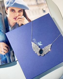 Swarovski колье