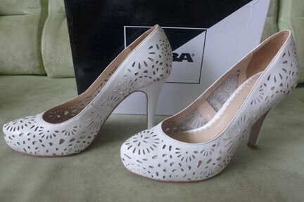 Белые кожаные туфли alba на шпильке