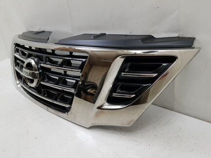 Решетка радиатора Nissan Patrol Y62