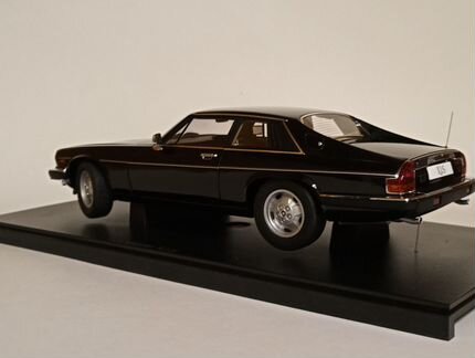 Jaguar XJS Coupe Black 1:18 Autoart Раритет