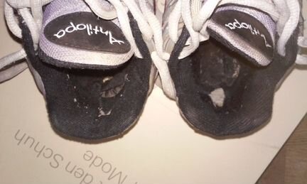 Детские кроссовки