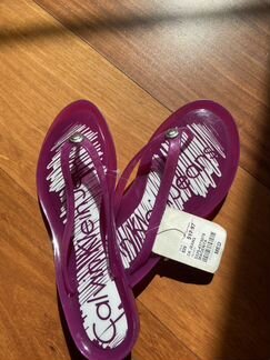 Сланцы Calvin Klein новые