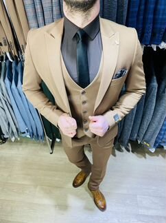 Мужской костюм праздничный