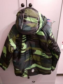 Куртка Lassie р.140 новая