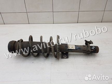 Амортизатор передний Vw Polo Sedan 5 cfna 2012