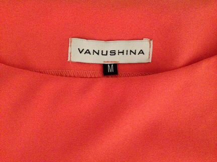 Продаю дизайнерское платье A.Vanushina