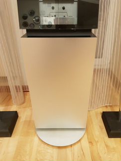 Музыкальный центр с колонками Bang Olufsen