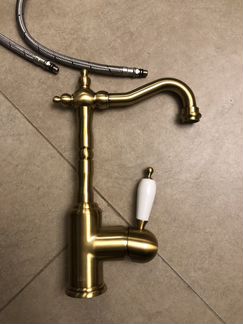 Смеситель для раковины высокий Boheme