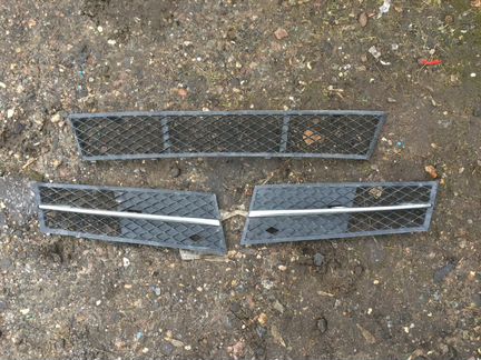 Нижние решетки в бампер до рестайлинг BMW f10 бмв