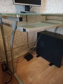 Стол компьютерный стеклянный