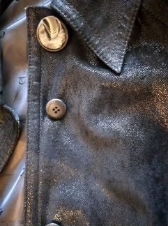 Пальто кожаное с лазерной обработкой