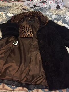 Прямой полушубок из астрагана темно коричневый