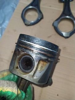 Шатун с поршнем Мерседес OM 642 V6 CDi