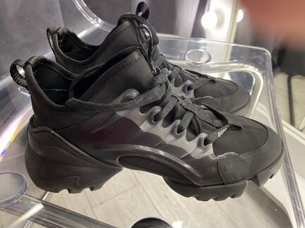 Dior D-connect black 38