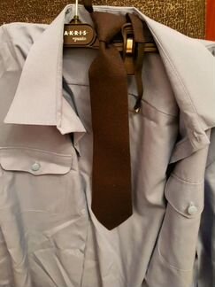 Продаю новую военную синюю рубашку с галстуком