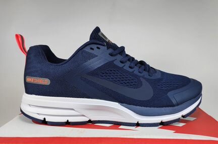 Кроссовки Nike