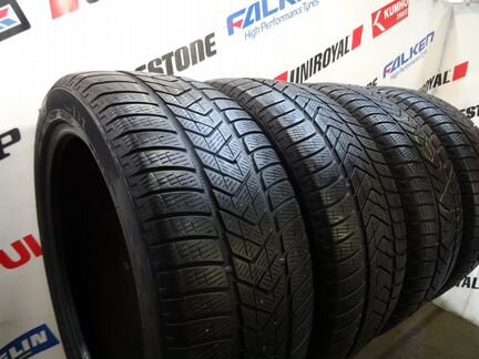 235 55 19 Pirelli Scorpion Winter 97D