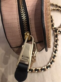 Новая Сумочка-Клатч Moschino