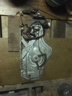 Стеклоподъемник передний левый Hyundai Elantra xd